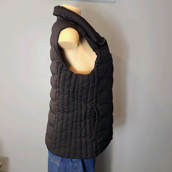 Talbots Down Quilted Puffer Vest Womens Sz Large Full Zip Black Casual Winter - Picture 4 of 7